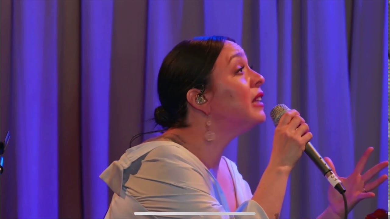 Hasta la piel Carla Morrison Live Stream