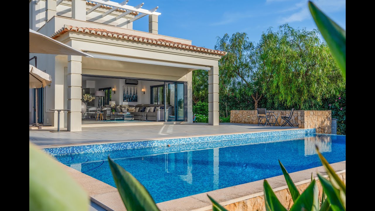 Contemporary villa with golf view | Vale da Pinta, Lagoa