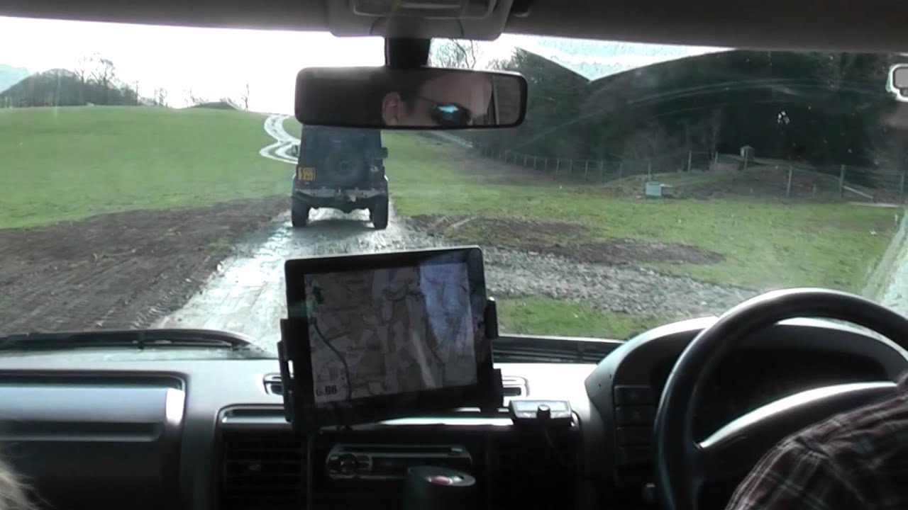 Landrover Discovery 2 TD5 offroad at Eastnor castle HD March 2012 part 1