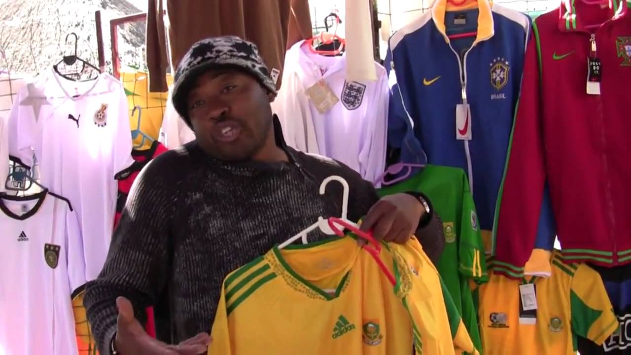 South Africa Flea Market Vendors Always Willing to Bargain