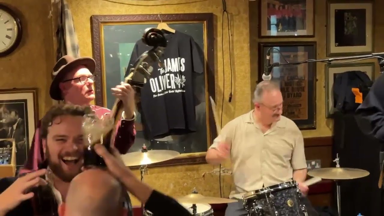 James Oliver band Misirlou surf guitar lice at the old duke Bristol sep 2025
