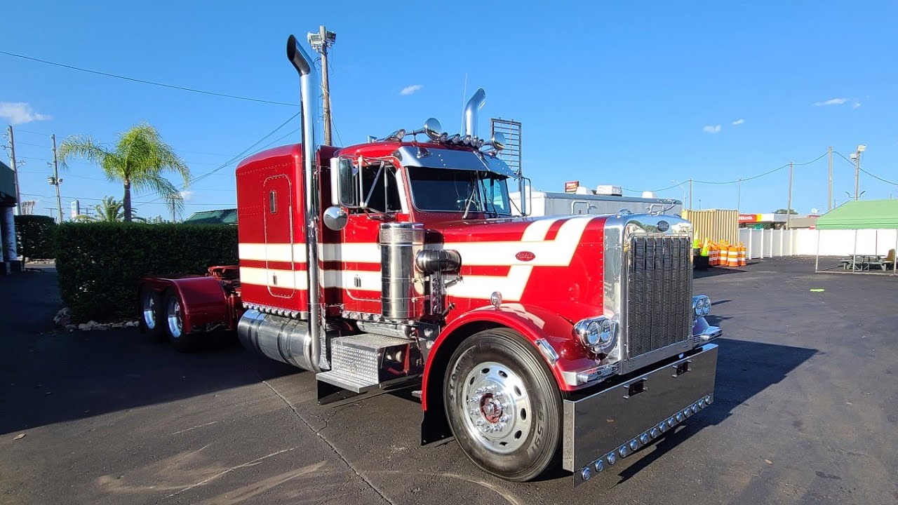 Unbelievable Restored 359 Peterbilt