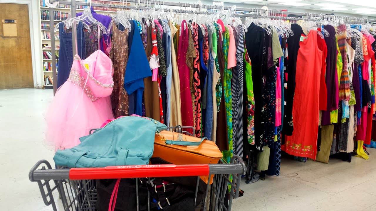 Follow Me Around Thrift Store Shopping!