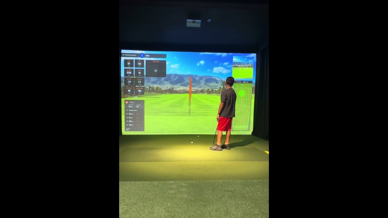 Golfatics&trade; Indoor Golf  - Left handed Youth Golfer