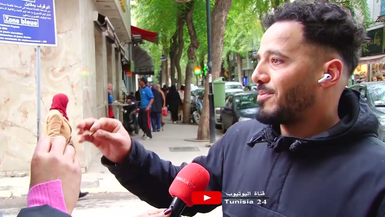15عام وهوما إعقبوا فيها علينا..عمري35لا نجم نعرس لا نعمل عائلة..إلي مازل إحط صبعو في الحبار راهو...!