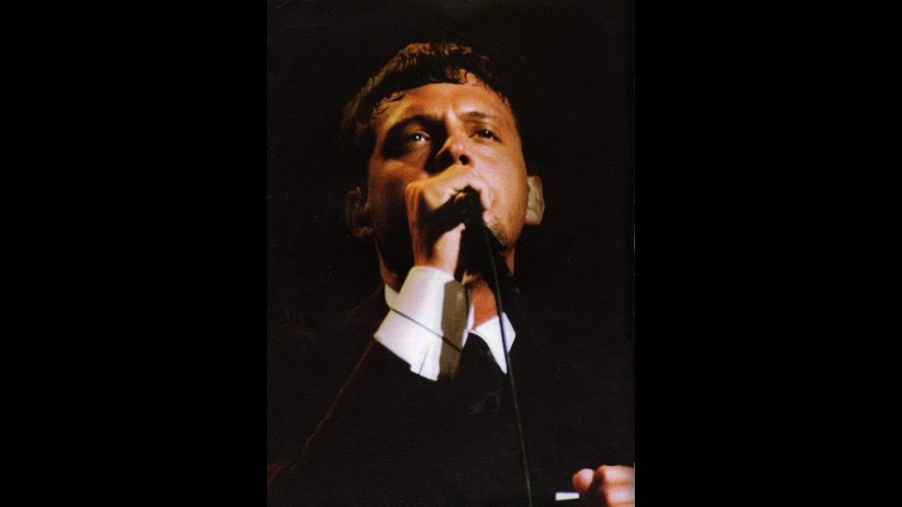 LUIS MIGUEL - ESTADIO V&Eacute;LEZ SARSFIELD, BUENOS AIRES, ARGENTINA (19/11/1993)