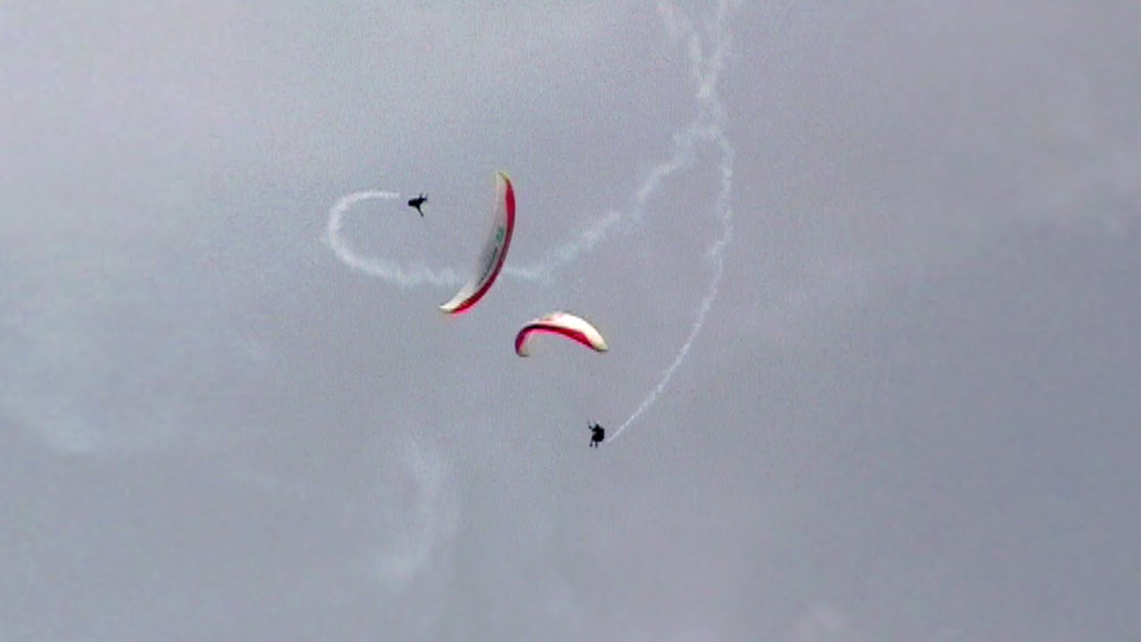 RedBull Vertigo (2004) - Acro Paragliding Competition