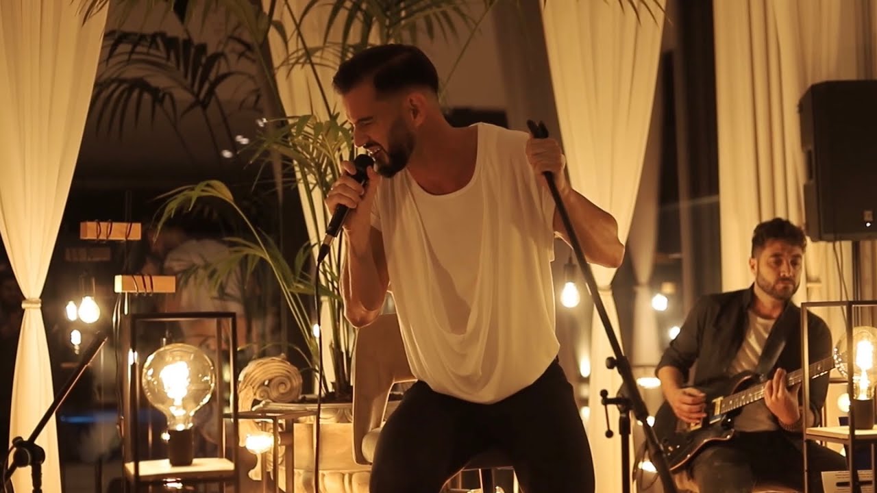 Porque - Manuel Carrasco; por MILLÁN en el concierto 