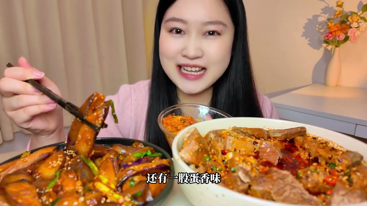 Perfect Scrambled Eggs with Juicy, Stringy Tomatoes - A Delightful Rice Side Dish