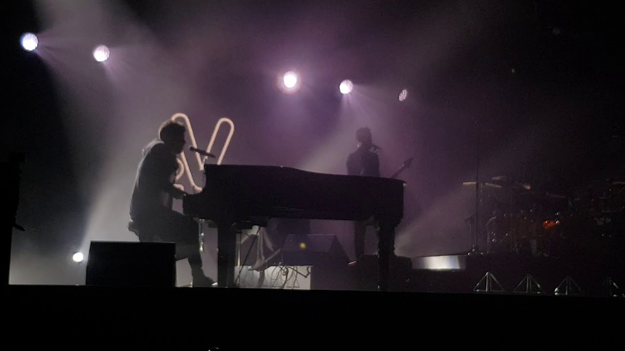 Dobleuve Pablo Lopez y Camila Gallardo - Concierto Cadiz Falla 10/05/2018