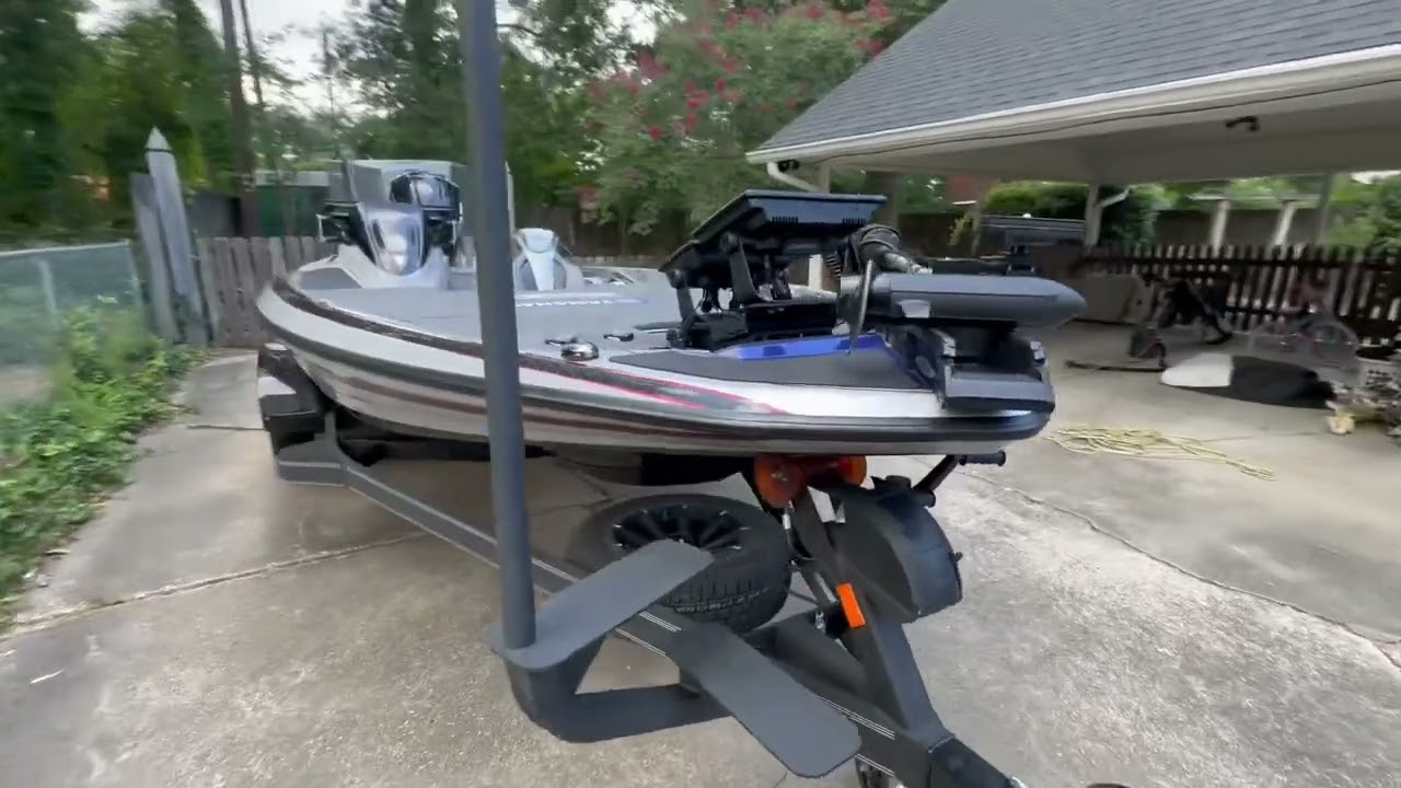 2024 Skeeter FXR20 BassBoat4Sale.com