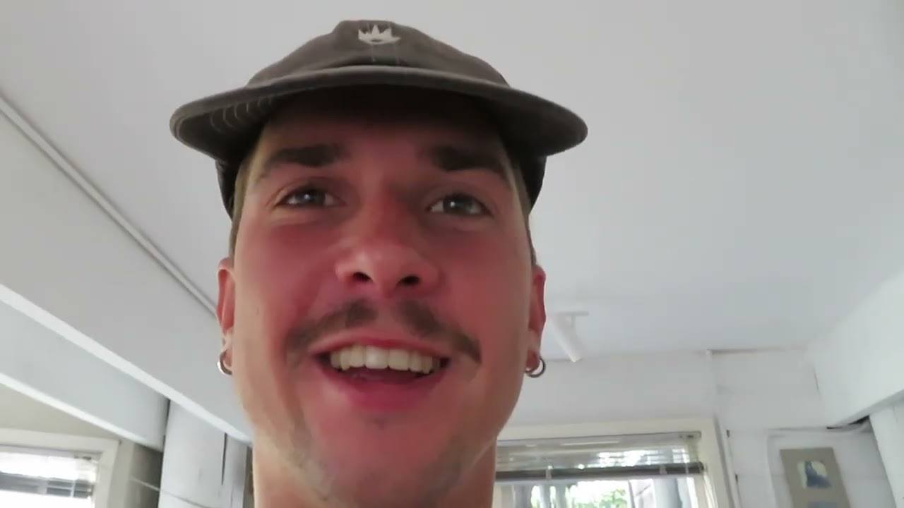 Episode #016 - Two undiagnosed ADHD humans spend a day at home. NOT CLICKBAIT