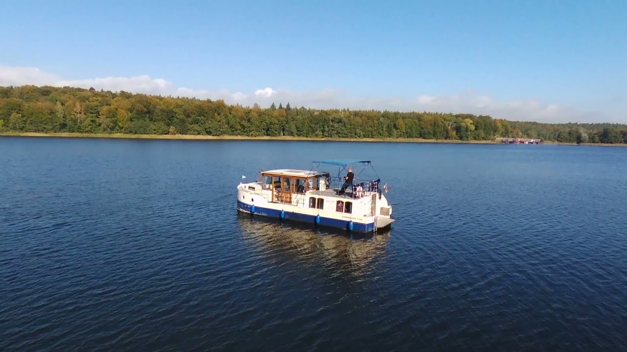 Pause mit dem Hausboot (Kormoran) auf dem Petersdorfer See