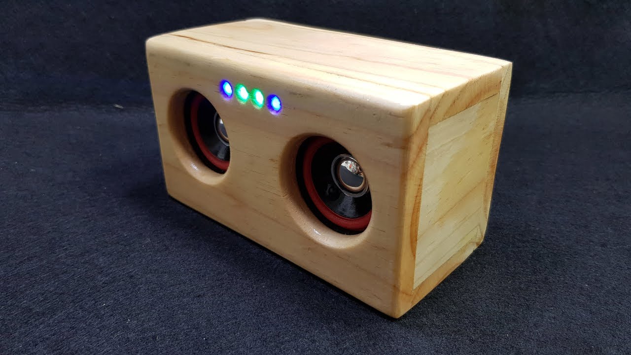 Chế Loa Bluetooth Mini Với Gỗ Pallet