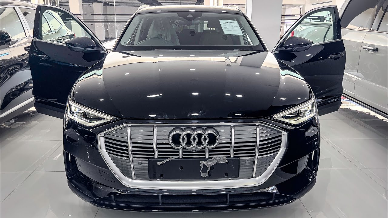 2024 Audi etron 50 Quattro - Interior and Exterior Walkaround