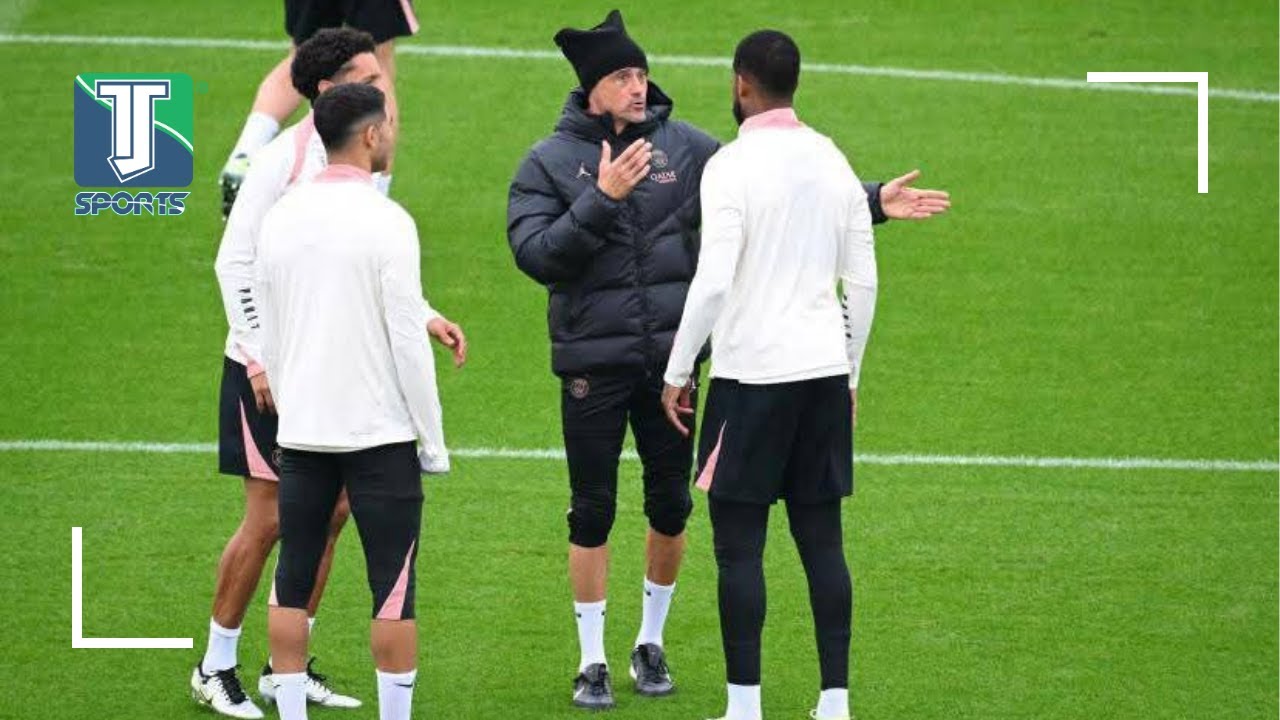 Malgré le froid, Luis Enrique suit de près la séance d'entraînement du PSG