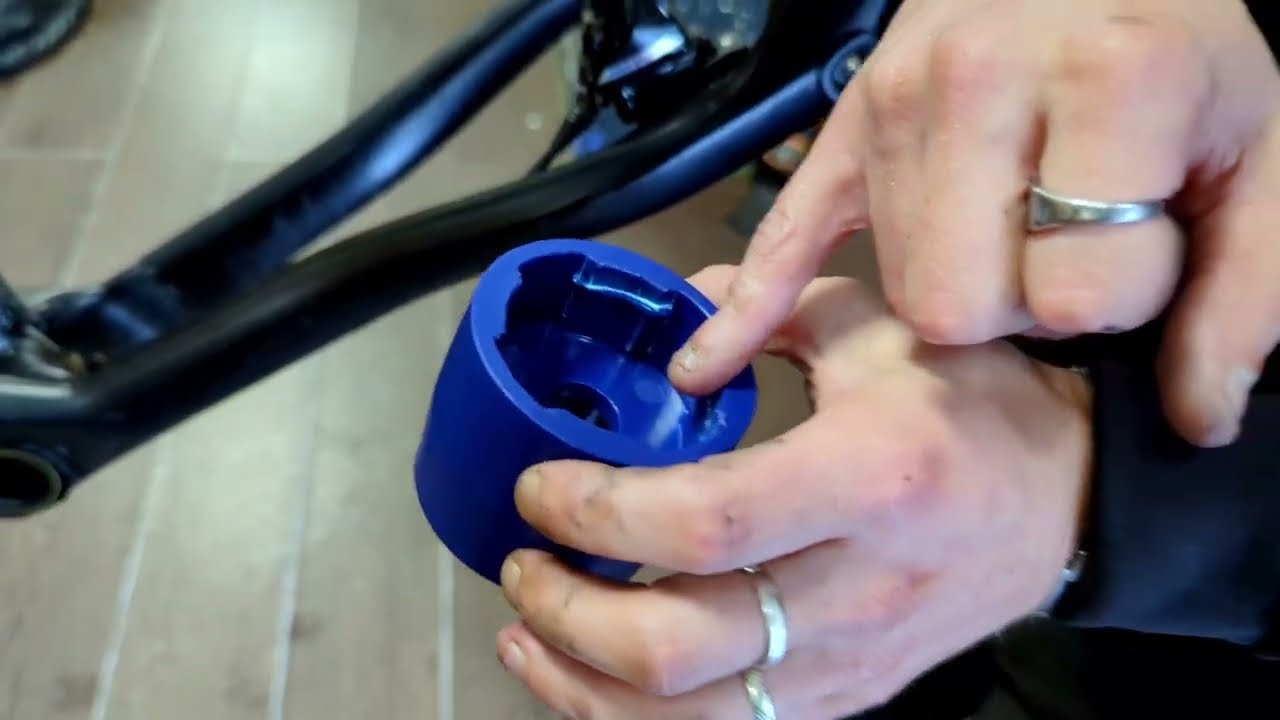 Mahle X20 Battery Removal step-by-step (Read video description before asking questions)