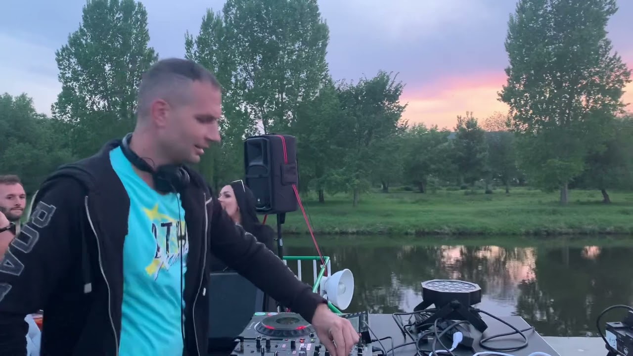 Techno Boat 2023 Boss, Twin