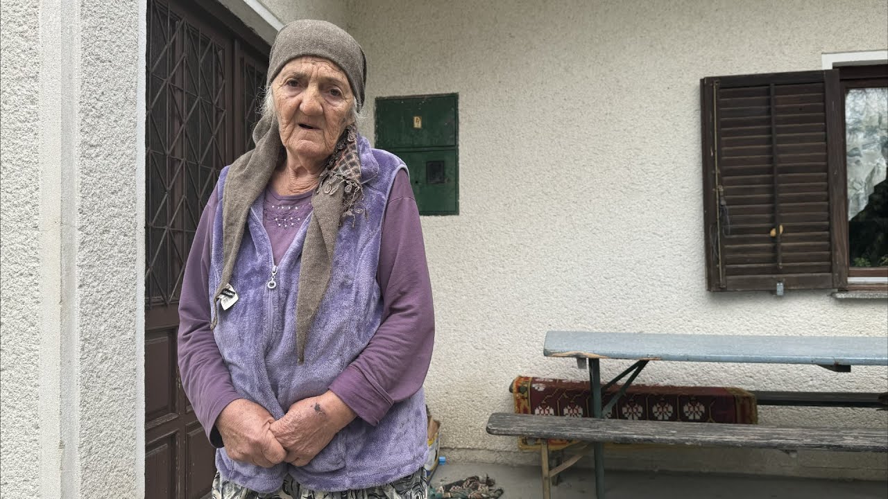 “Skrivala sam se u kukuruzima da bi obukla haljinu, a sada hodaju goli”