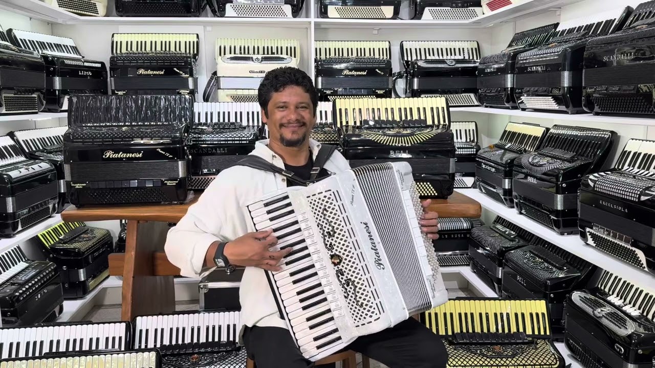 Acordeon Piatanesi Super IVS dupla ressonância