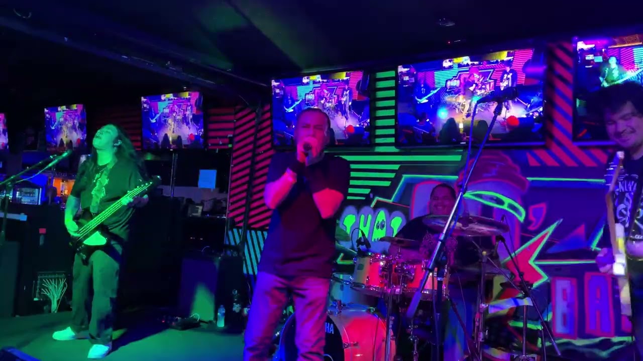 Version 7.0 LIVE – Stealing Society / Violent Pornography / Lonely Day | That 80’s Bar 2.13.26 
