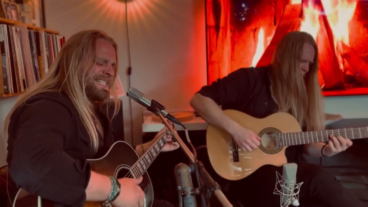 Eythor Ingi & Þráinn - Going To California Acoustic cover  (Led Zeppelin)