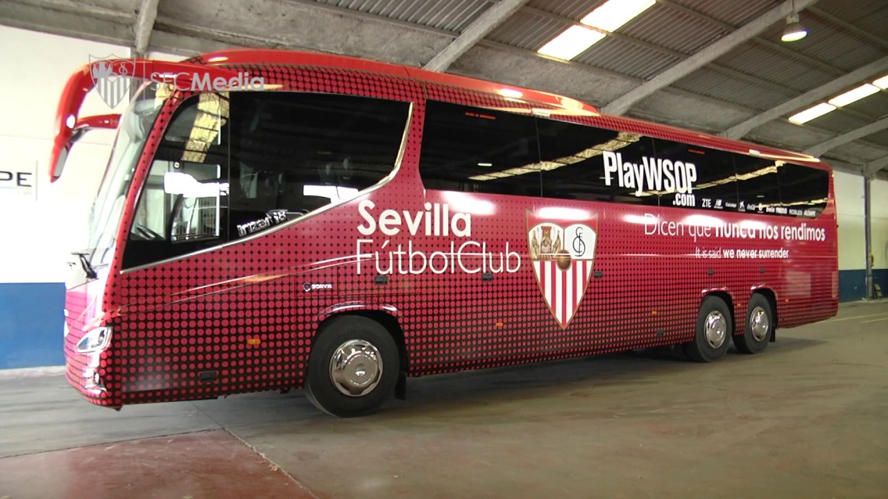 Presentación nuevo autobus Sevilla FC. 06/02/18. Sevilla FC