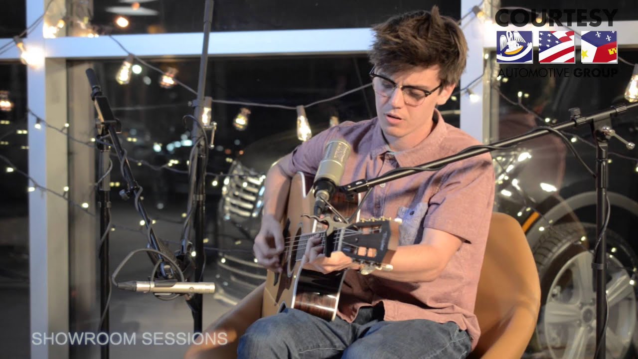 Mackenzie Bourg - 'Summertime Love' | Showroom Sessions