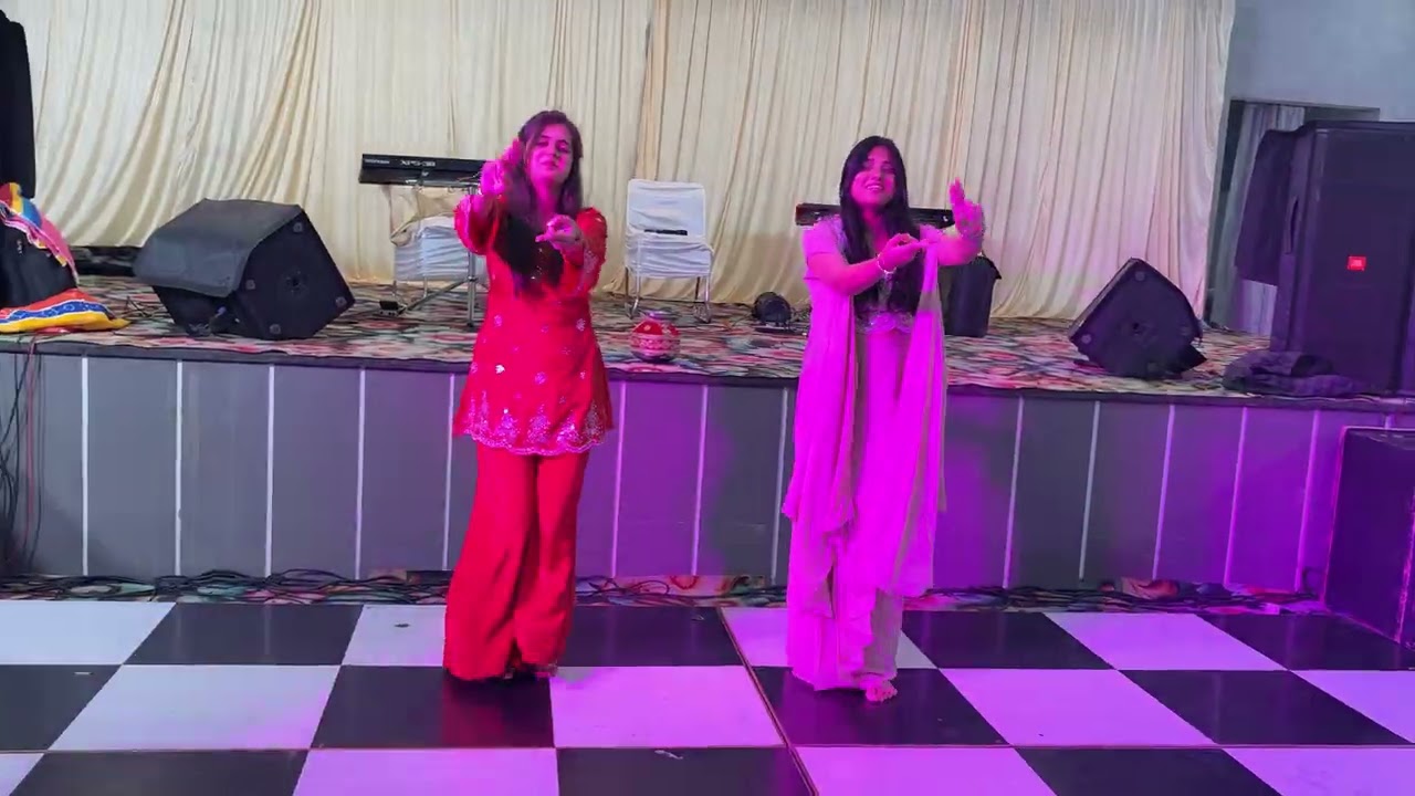 Surprise Dance for Bestfriend’s Sangeet ❤️ | Group Dance With Friends | Bride Squad | #dostkishaadi 