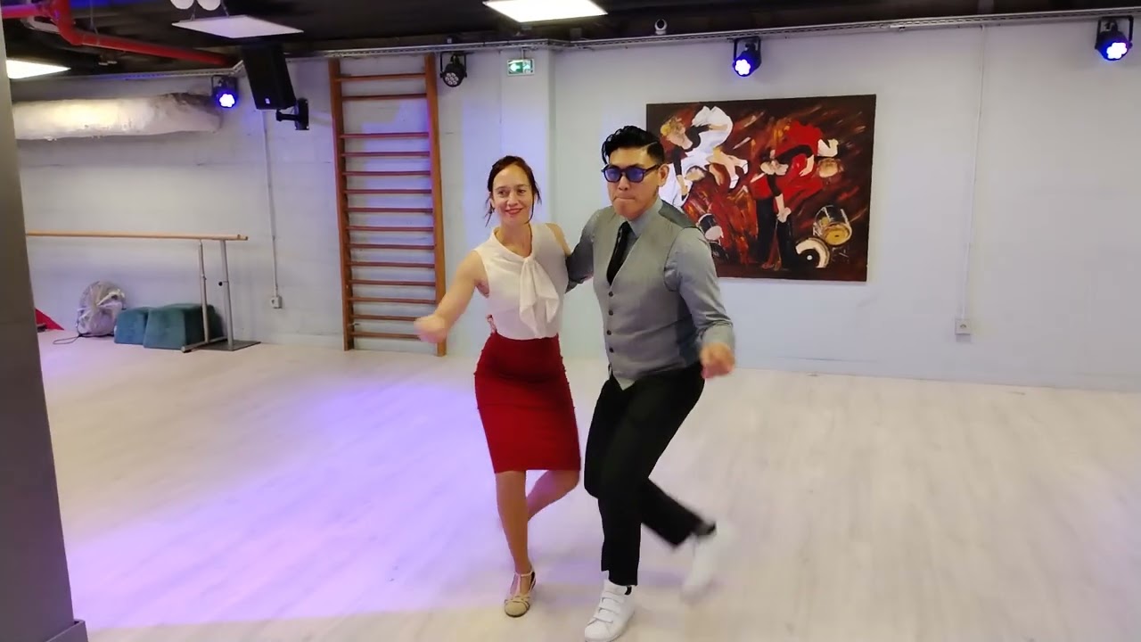 #40.3+dSwing - Charlotte & Goldwin : Lindy : Basic et musicalité : Le pas de base 8T.