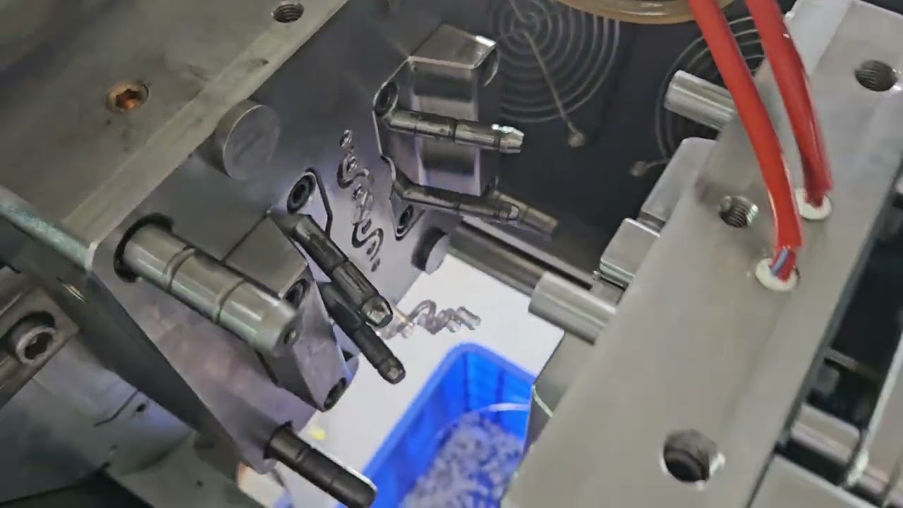 Mini Masaüstü Plastik Enjeksiyon Makinesi Es 7532 Alfa