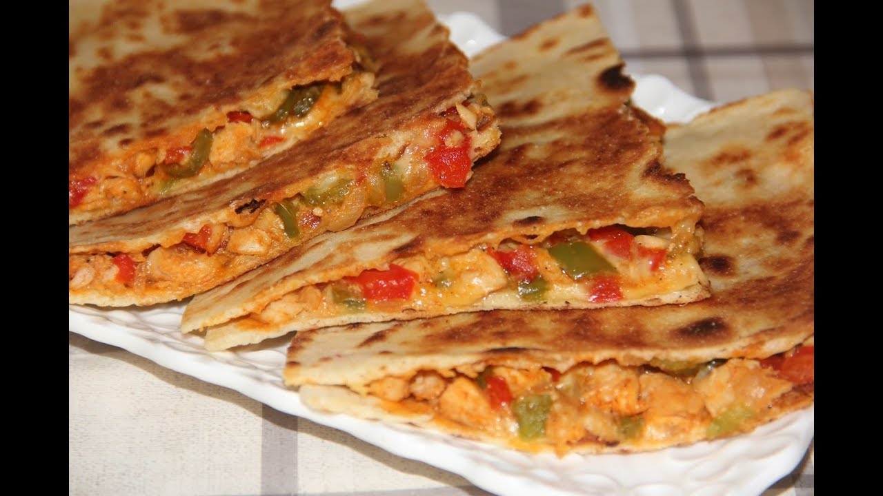 وجبة عشاء يعشقها الصغير قبل الكبير سهلة و سريعة التحضير كاساديا الدجاج