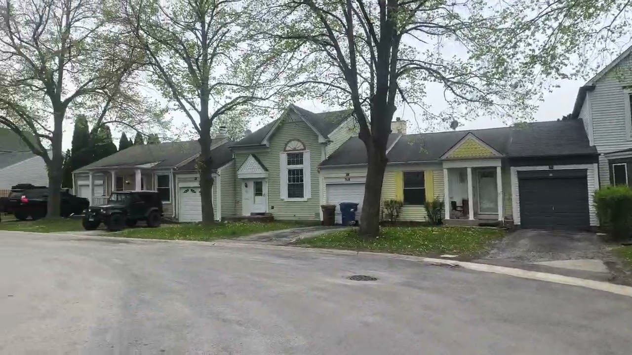 Así son algunos SUBURBIOS en ESTADOS UNIDOS 🇺🇲 - No se ven personas en las CALLES 😮‍💨