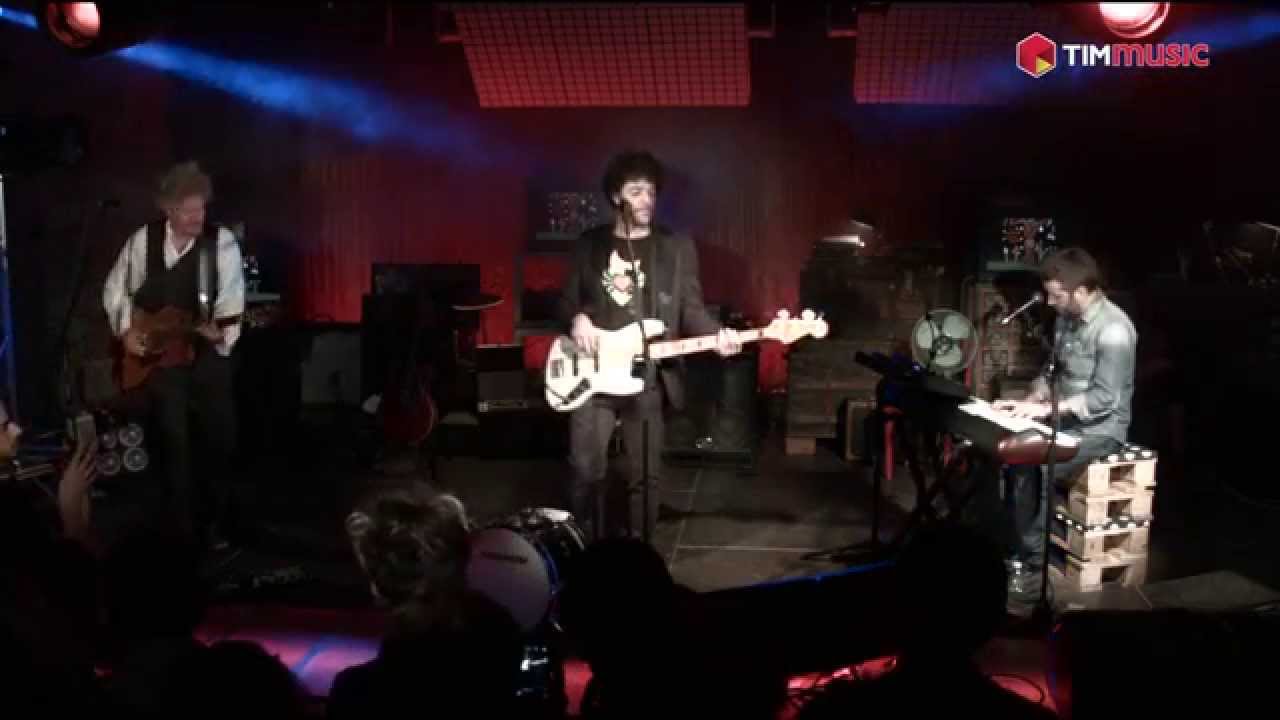 Fabi Silvestri Gazzè Exclusive Showcase - Alzo Le Mani