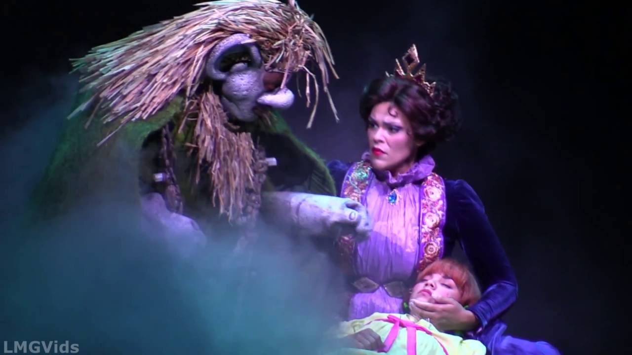 [HD] Frozen - Live at the Hyperion 2016: Disney California Adventure Complete Show POV