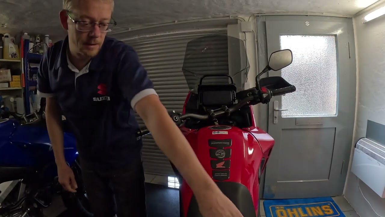 Honda NX500 Givi Handprotektoren Anbauanleitung