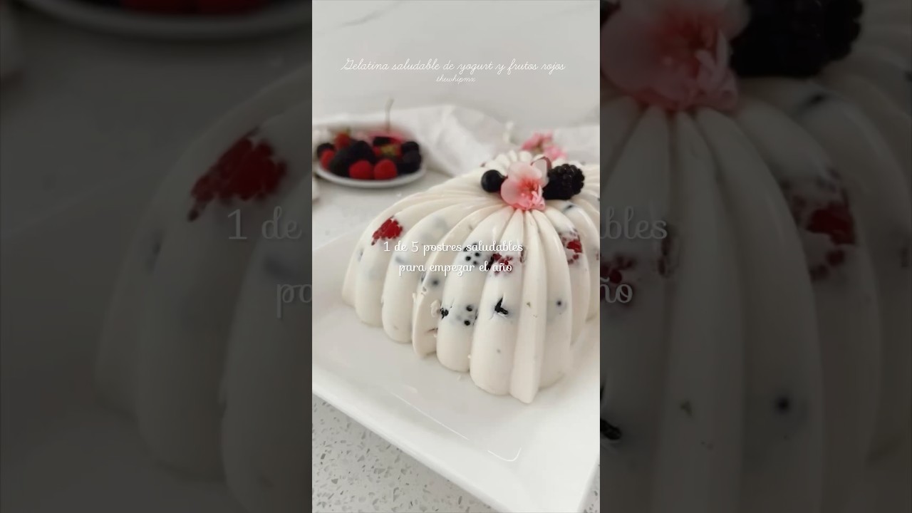 Gelatina saludable de yogurt y frutos rojos ✨ #recetassaludables
