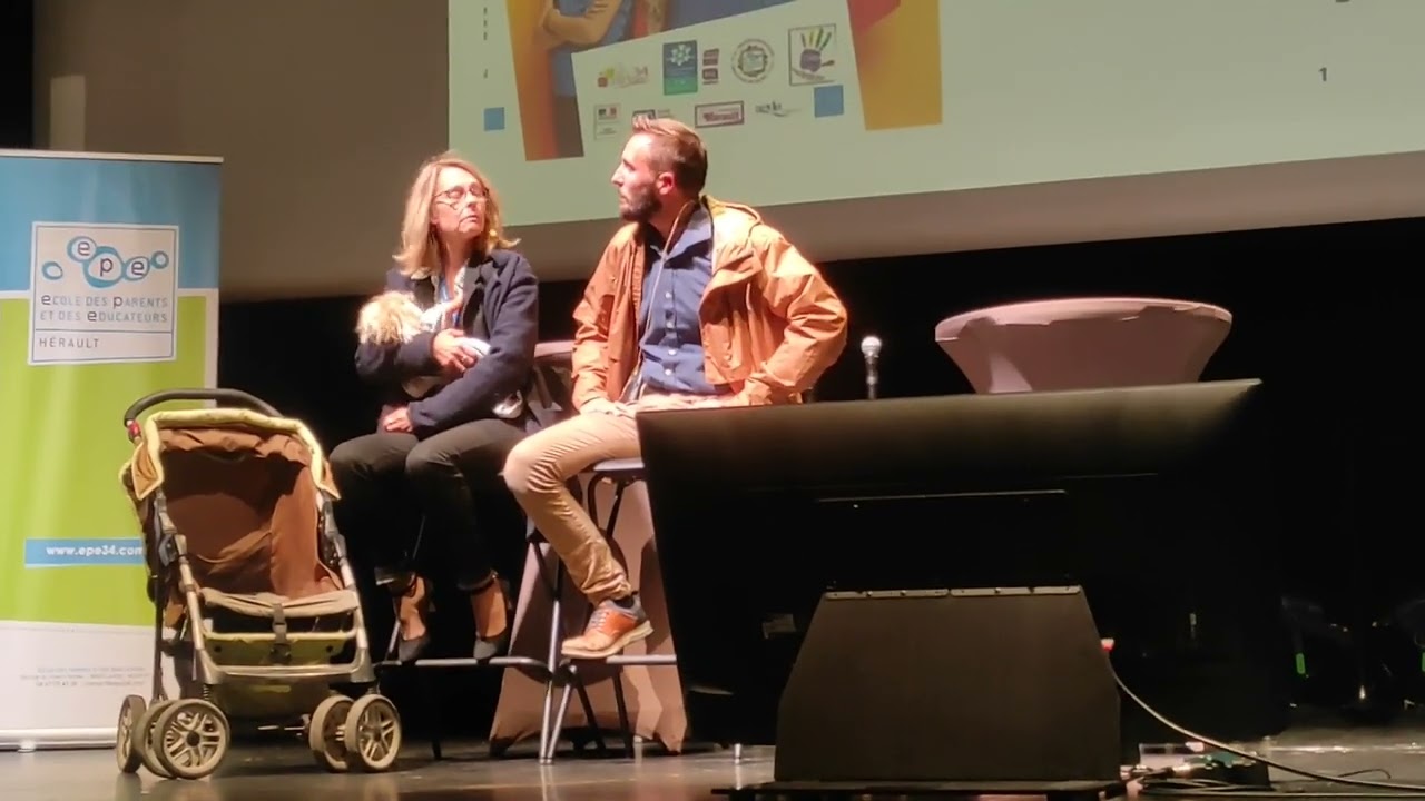 Journée Départementale 2022 Parentalité - Sketch intro Virginie et Nicolas - Agde