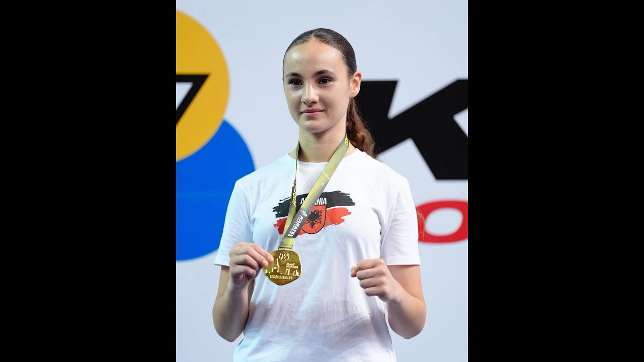 Karateistja Amanda Dedej fitoi medaljen e Artë në Ligën Botërore që u mbajt në Kroaci.