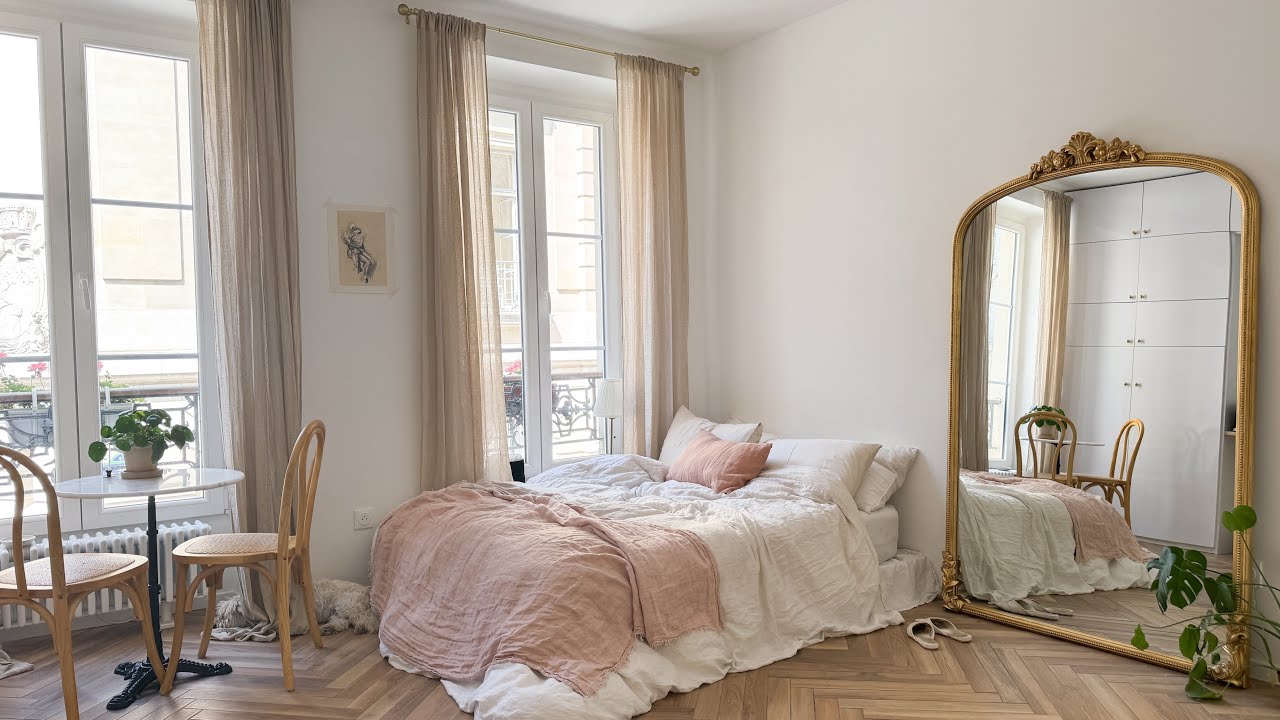 Parisian Studio Apartment Tour 25m²