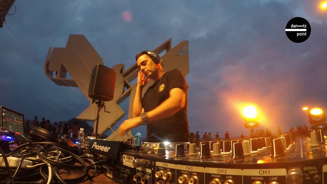 Mkol b2b Anartz | Dantz Point Sagües (Donostia/San Sebastián)