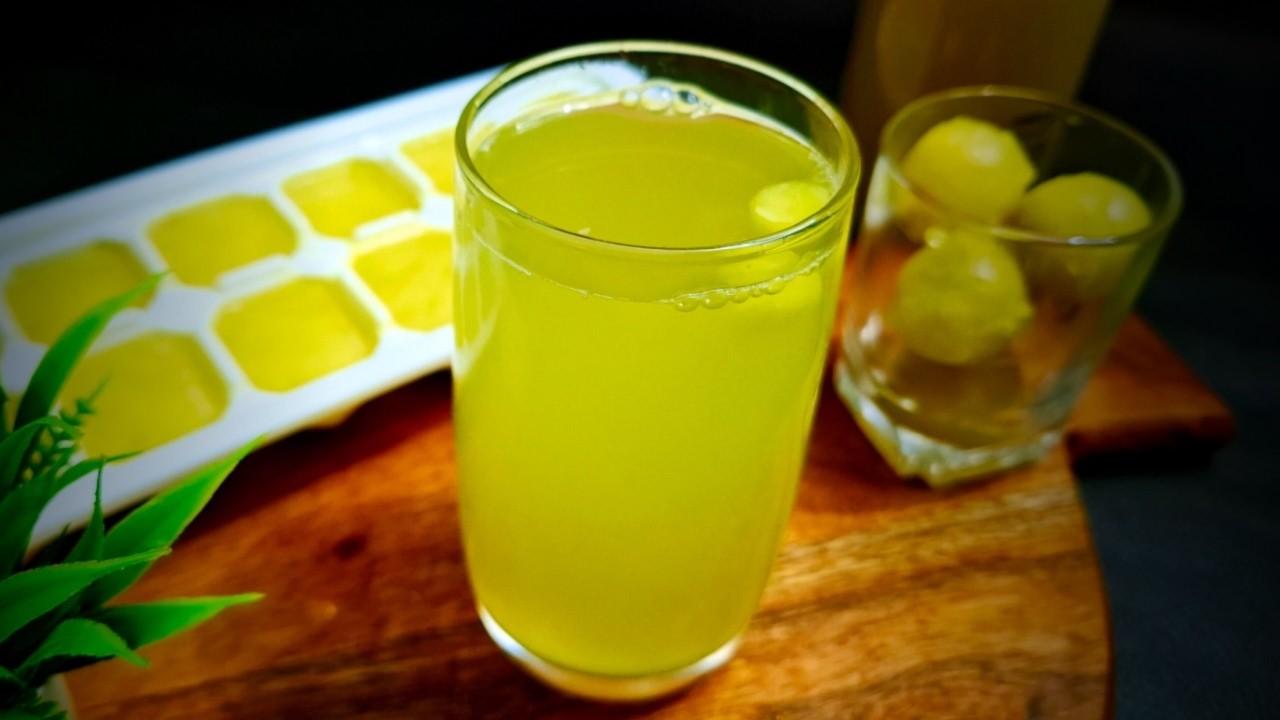 Amla Shots - रोज सुबह पिए और सर्दी जुकाम से रहे पुरी सर्दी दूर | Detox Drink For Glowing Skin & Hair