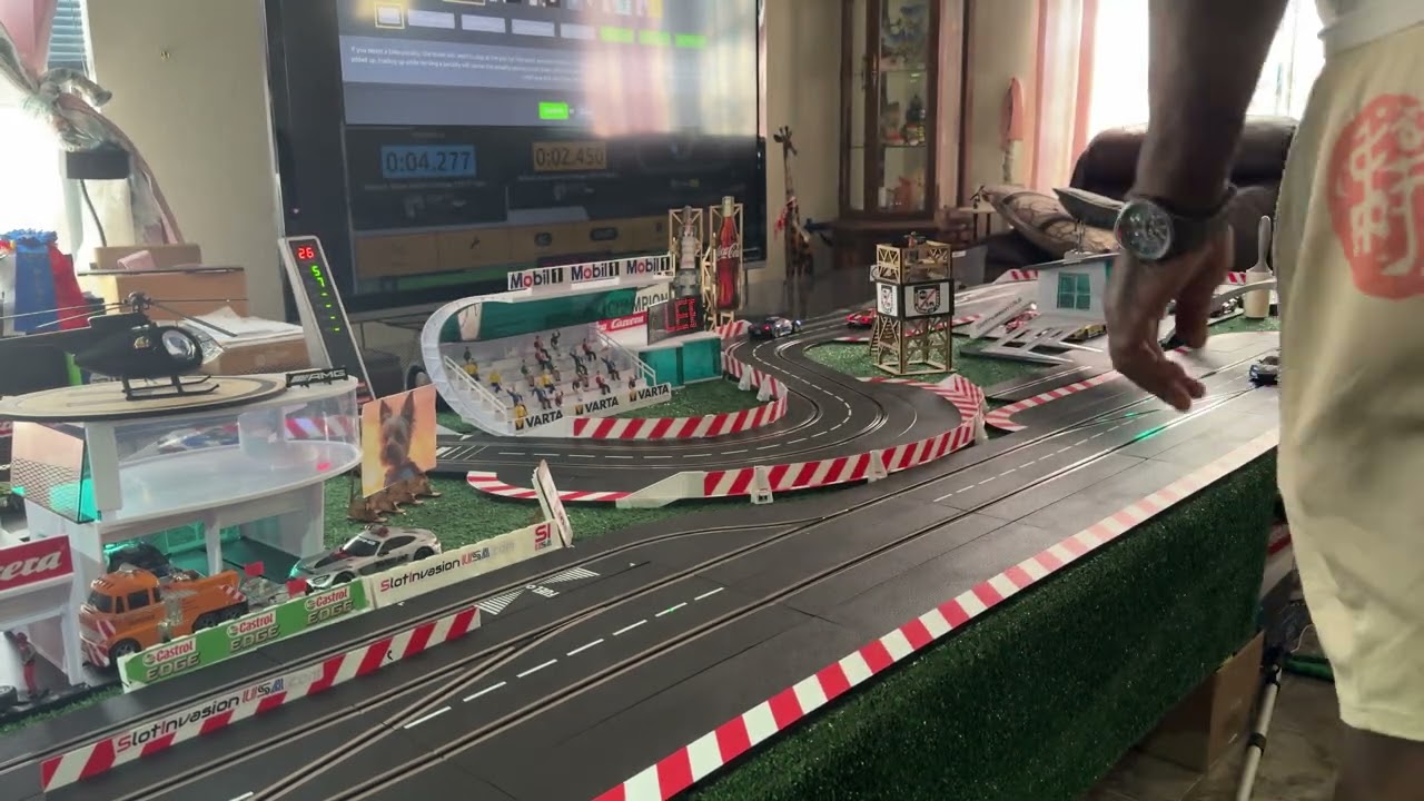 Racing a 100 Lap against Five Ghost Cars