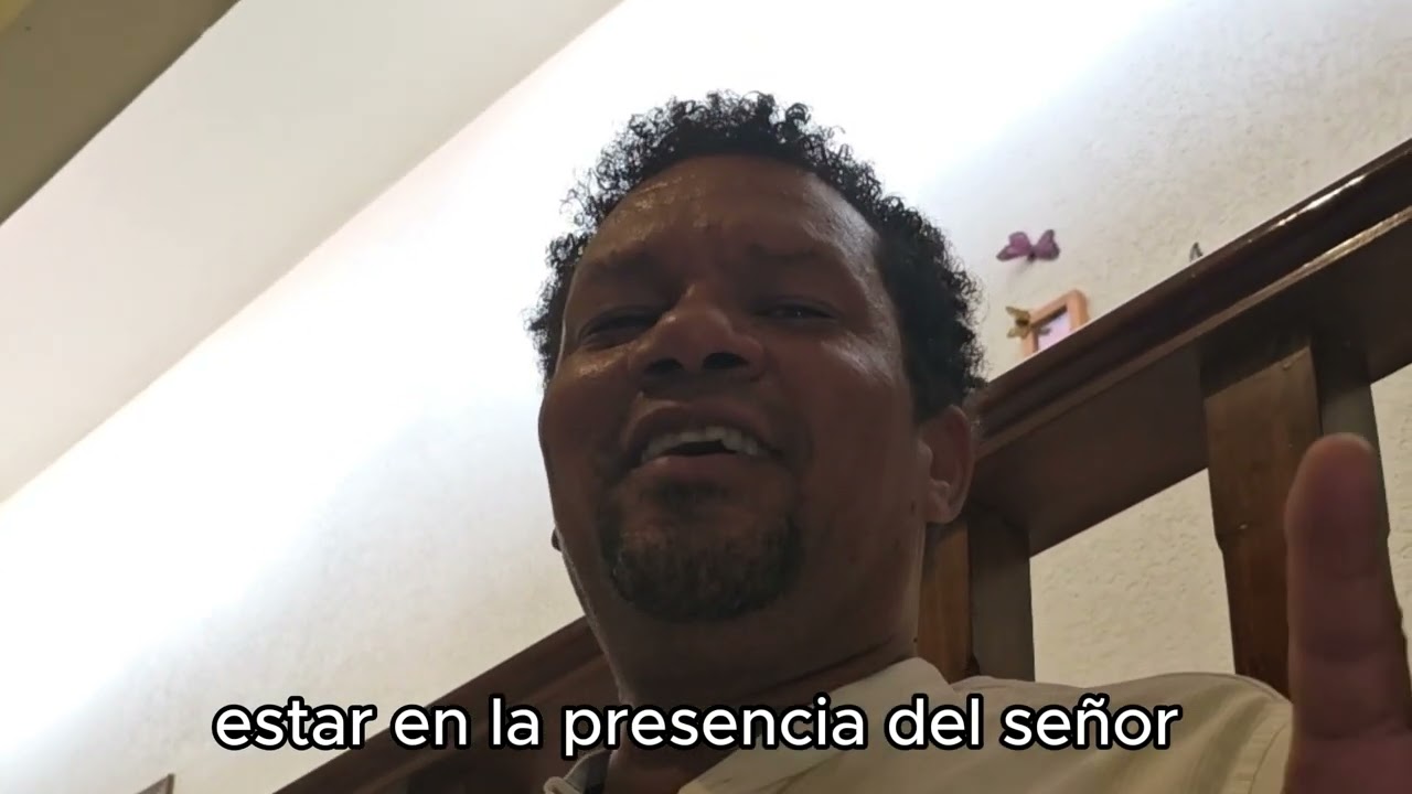 OTRO LUGAR EN LA MESA Gerard Núñez Valerio