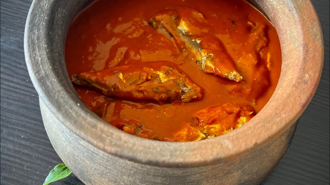 Mangalorean Spicy Tangy Fish Curry (Ambot Thik)