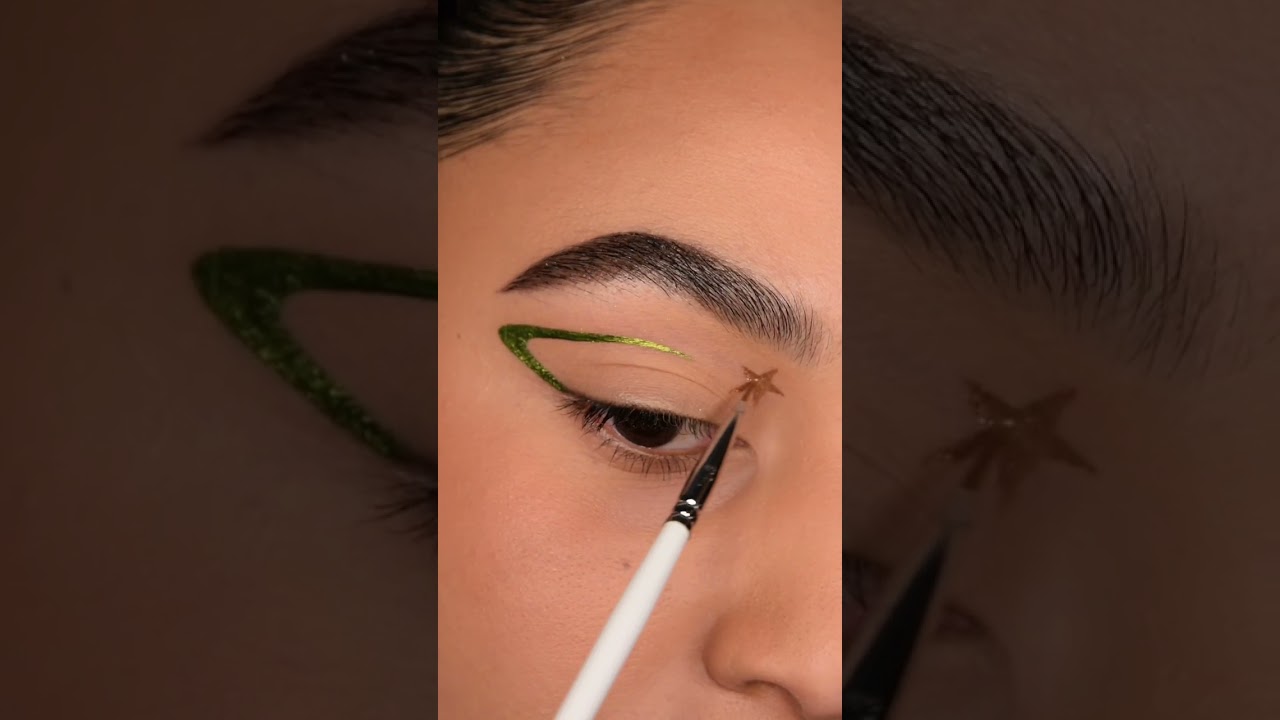 Duo Chrome Graphic Liner using Glisten Cosmetics Jewels and Chameleon Wet Liners 👑🦎