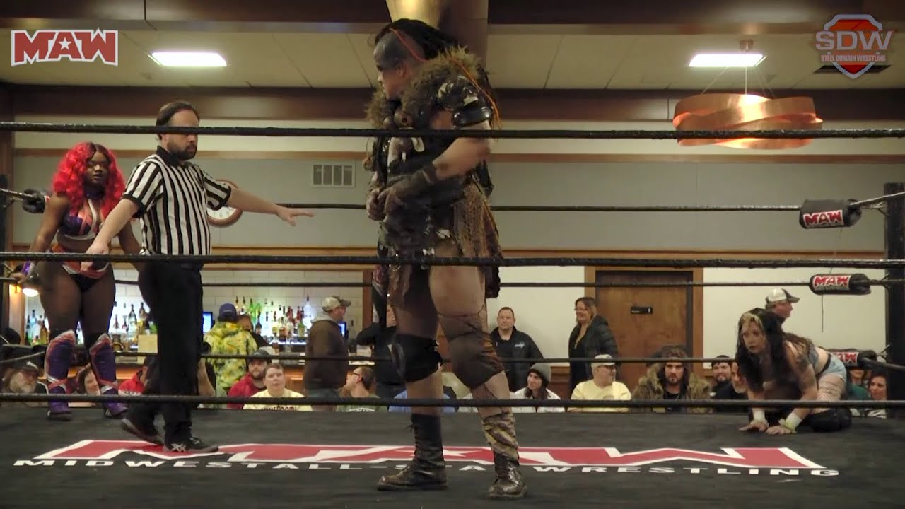 Megan Meyers vs Josline Navarro vs Max The Impaler  | MAW - SDW Super Card
