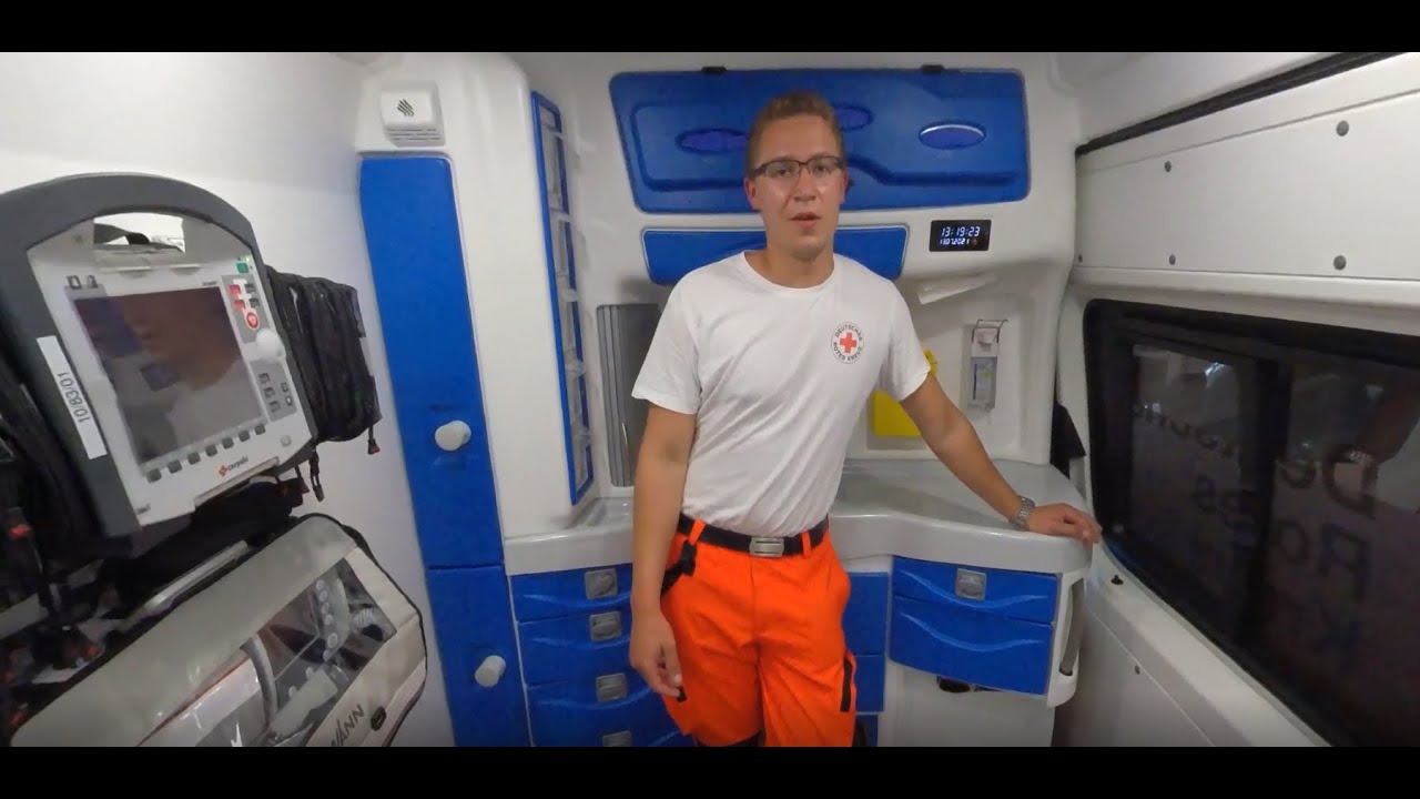 Rettungswagen in 360 Grad erklärt - DRK Rügen-Stralsund
