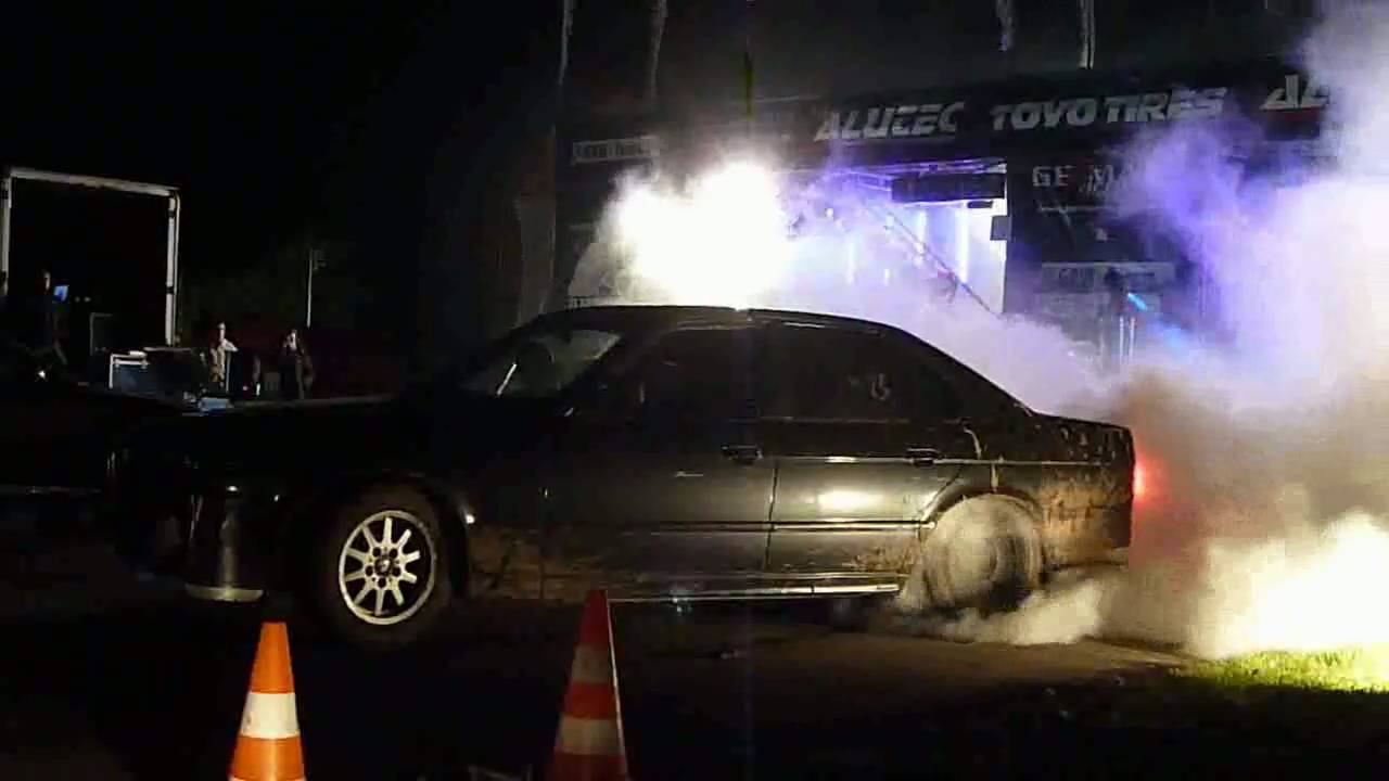 GRW-Season Open burnout BMW