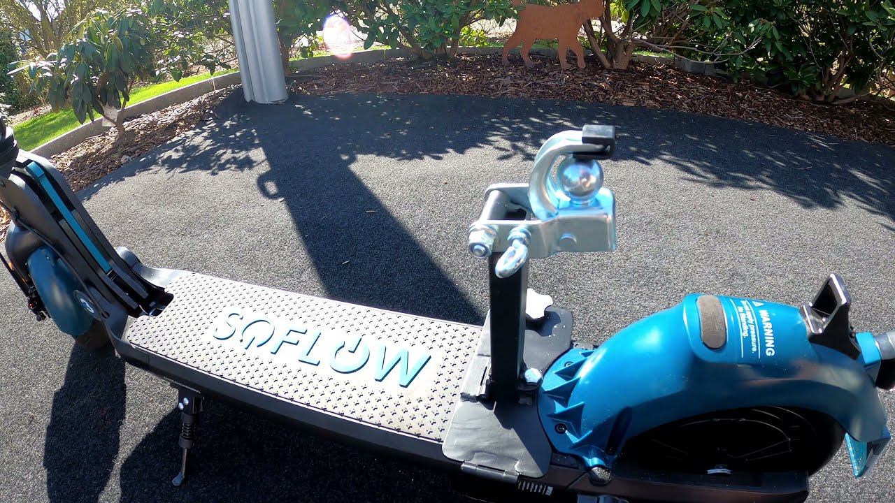 E-Scooter SoFlow 3 mit Anhänger
